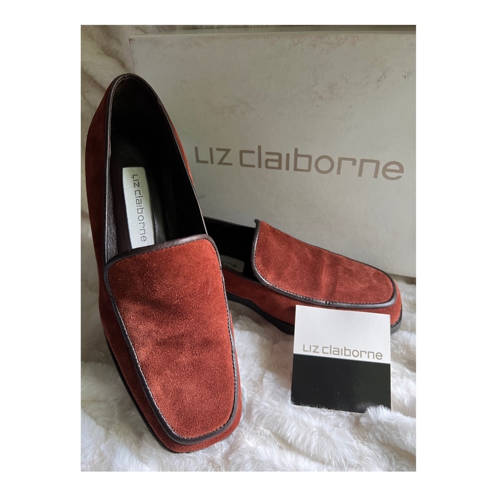 VINTAGE NIB LIZ CLAIBORNE RUST SPILT SUEDE LOAFERS SIZE 6M / CAREY